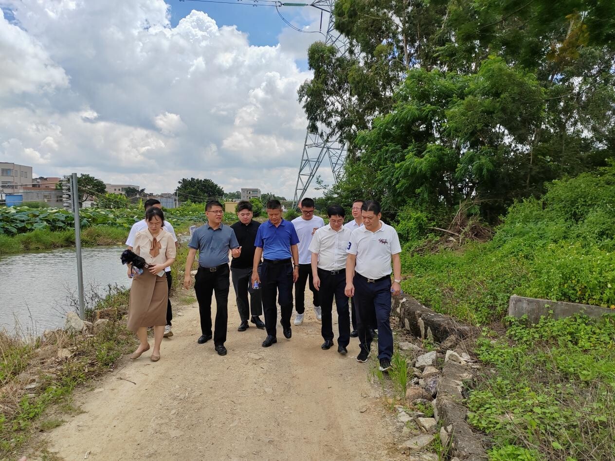 汕尾政协常委李运龙带队到我镇进行_4