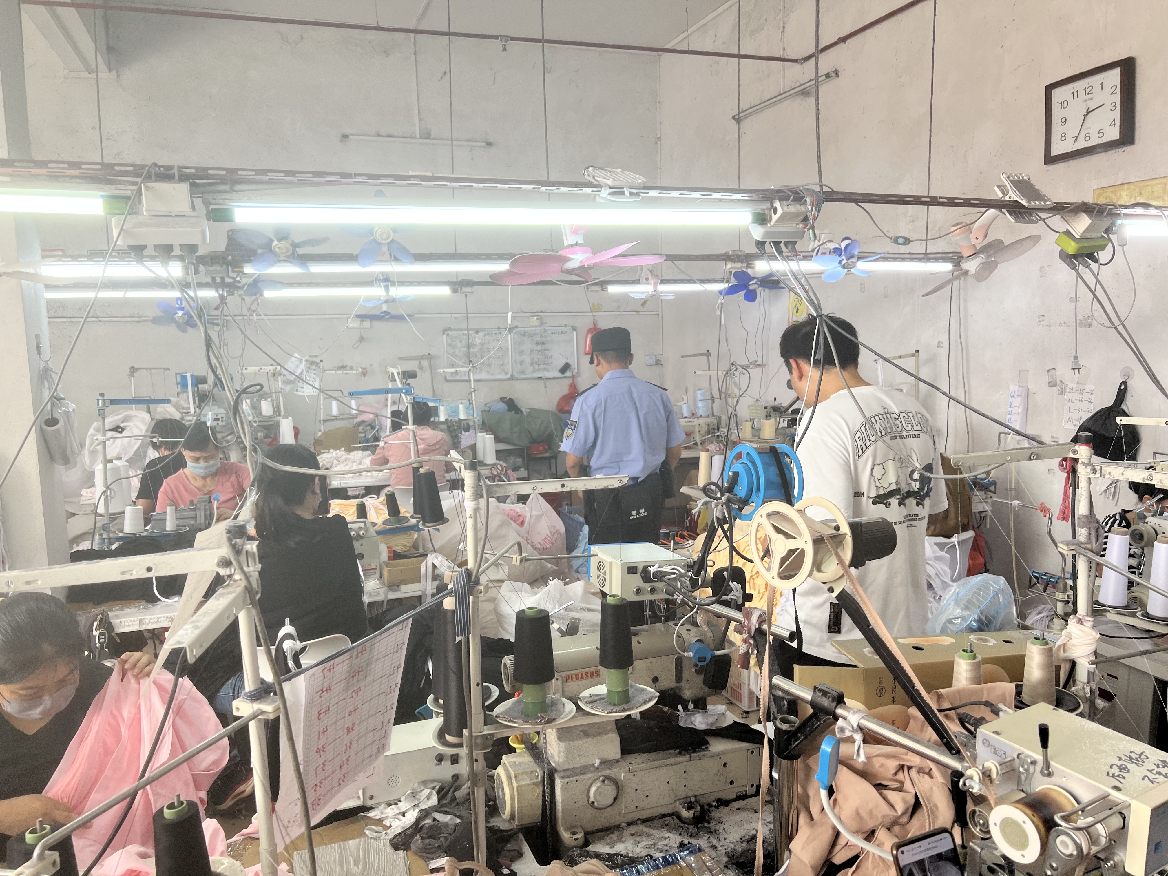 20241026八万镇开展涉毒风险行业专项清理清查统一大行动.doc_7