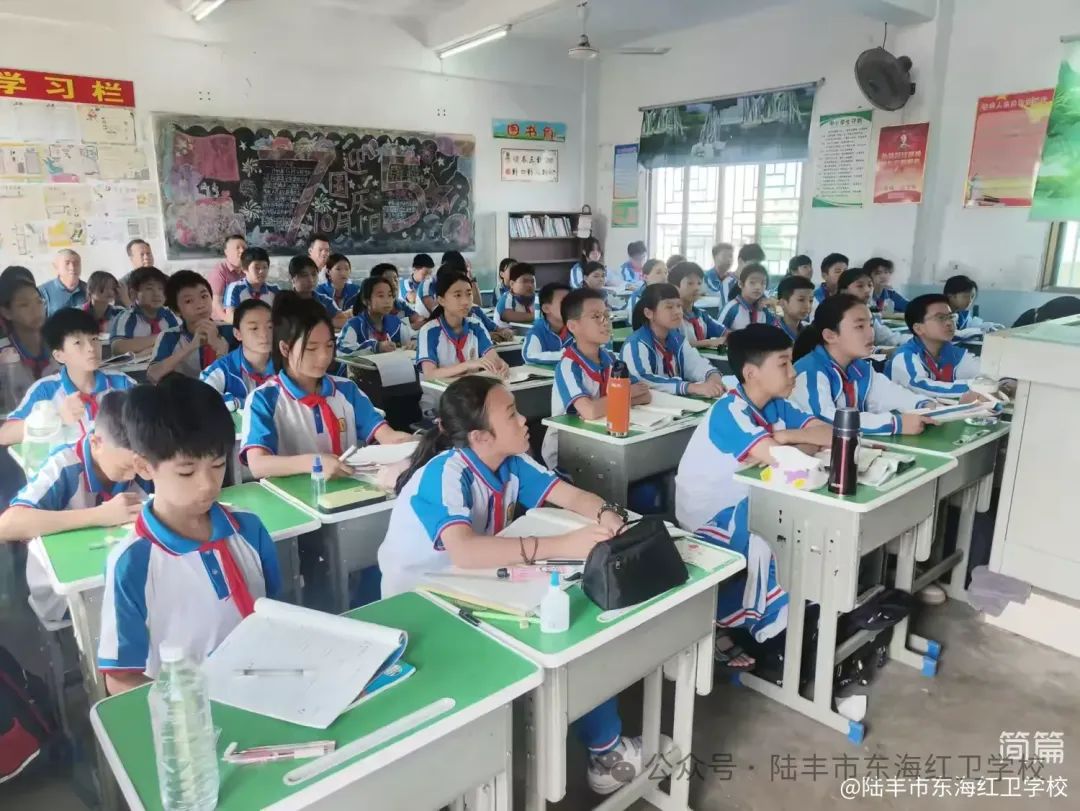 简篇-吴科调研、指导苹果直播
东海红卫学校工作 图片